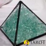 Ritual con Pirámides para solucionar Deudas - Tarot10